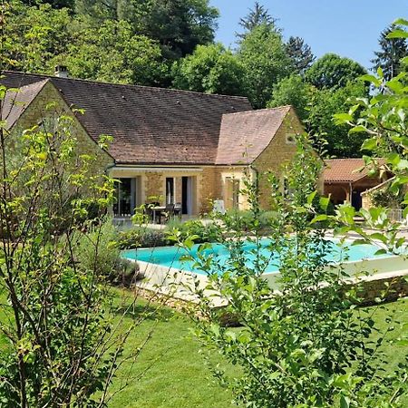 Villa Les Jardins De Raiatea Сарла-ла-Канеда Екстериор снимка